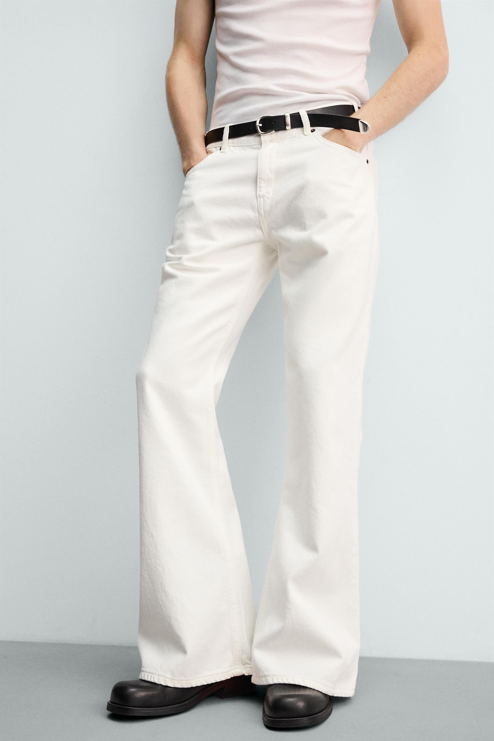 FLARE FIT JEANS